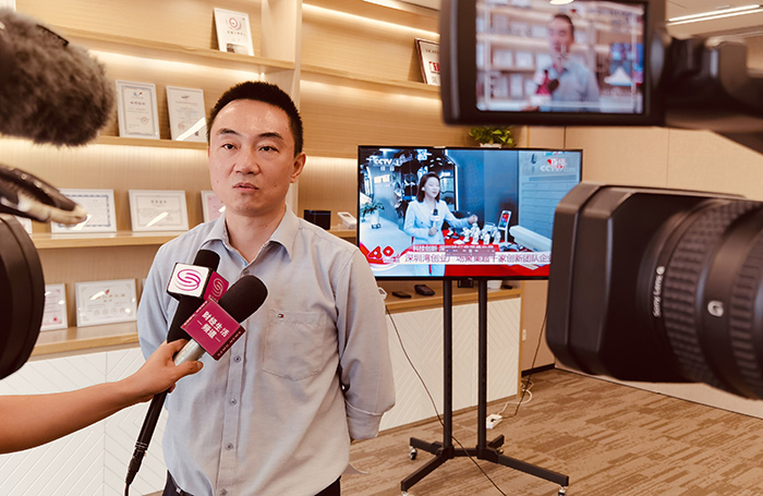 888���ŵ�����Ϸ(�й���)���޹�˾����